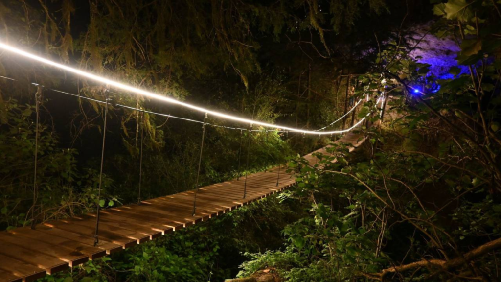 MINERAL DEL CHICO + PUENTES ILUMINADOS