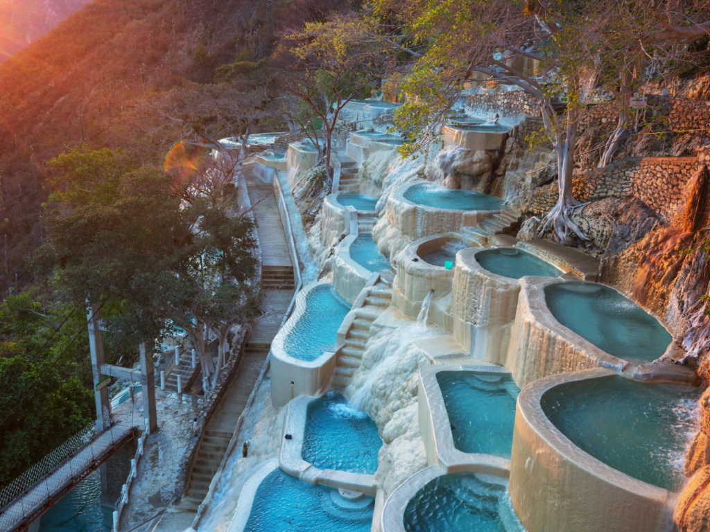 GRUTAS DE TOLANTONGO