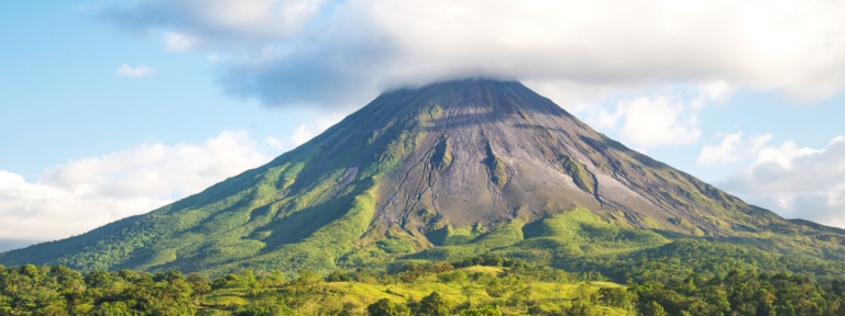 SAN JOSÉ (EXCURSIÓN SARCHÍ ARTESANAL - ARENAL Y TERMALES DE BALDI)