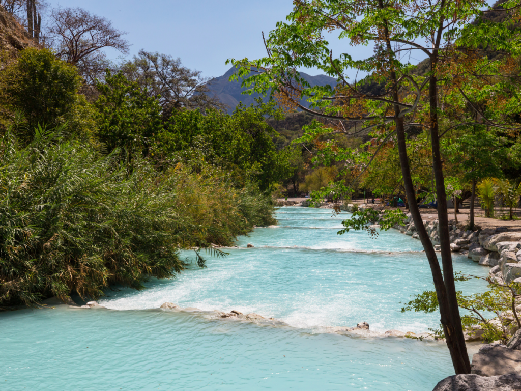 GRUTAS DE TOLANTONGO