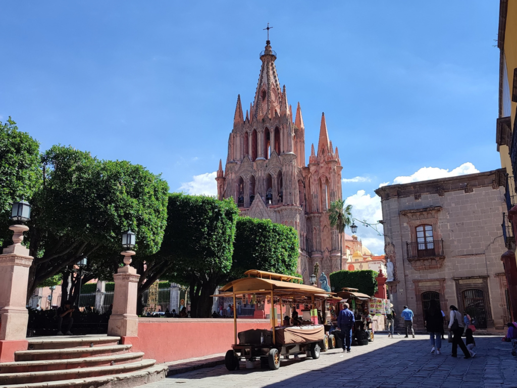 FESTIVAL INTERNACIONAL DEL GLOBO + SAN MIGUEL DE ALLENDE