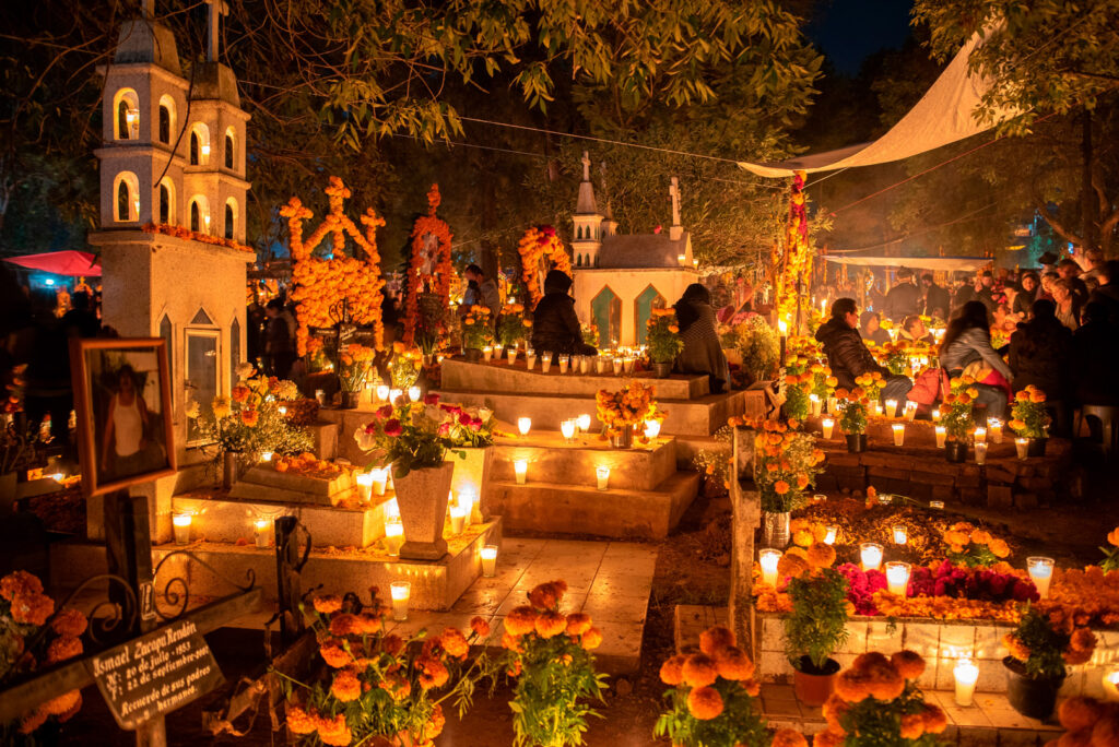 DÍA DE MUERTOS + JANITZIO